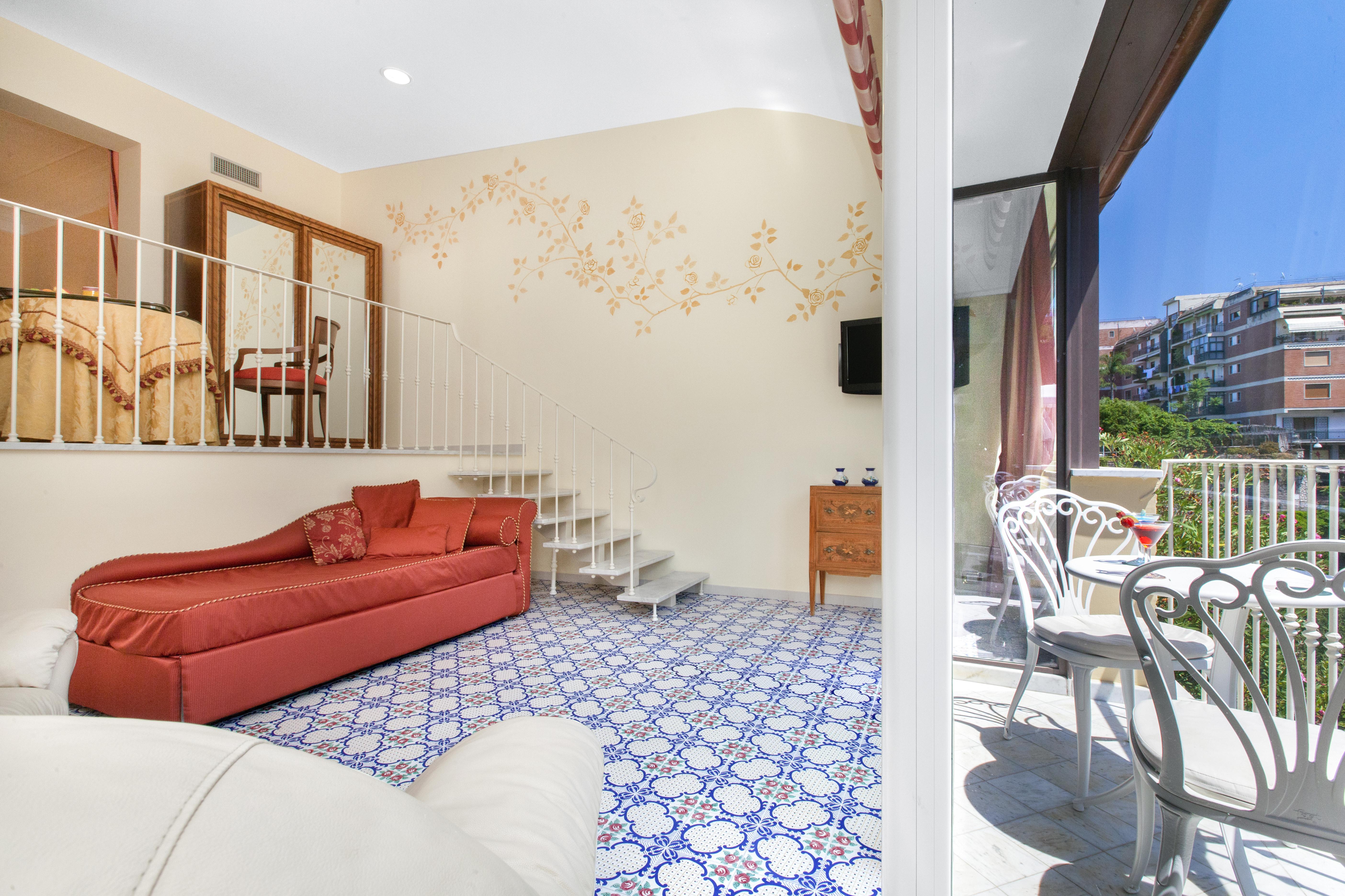 Hotel Antiche Mura Sorrento Bagian luar foto