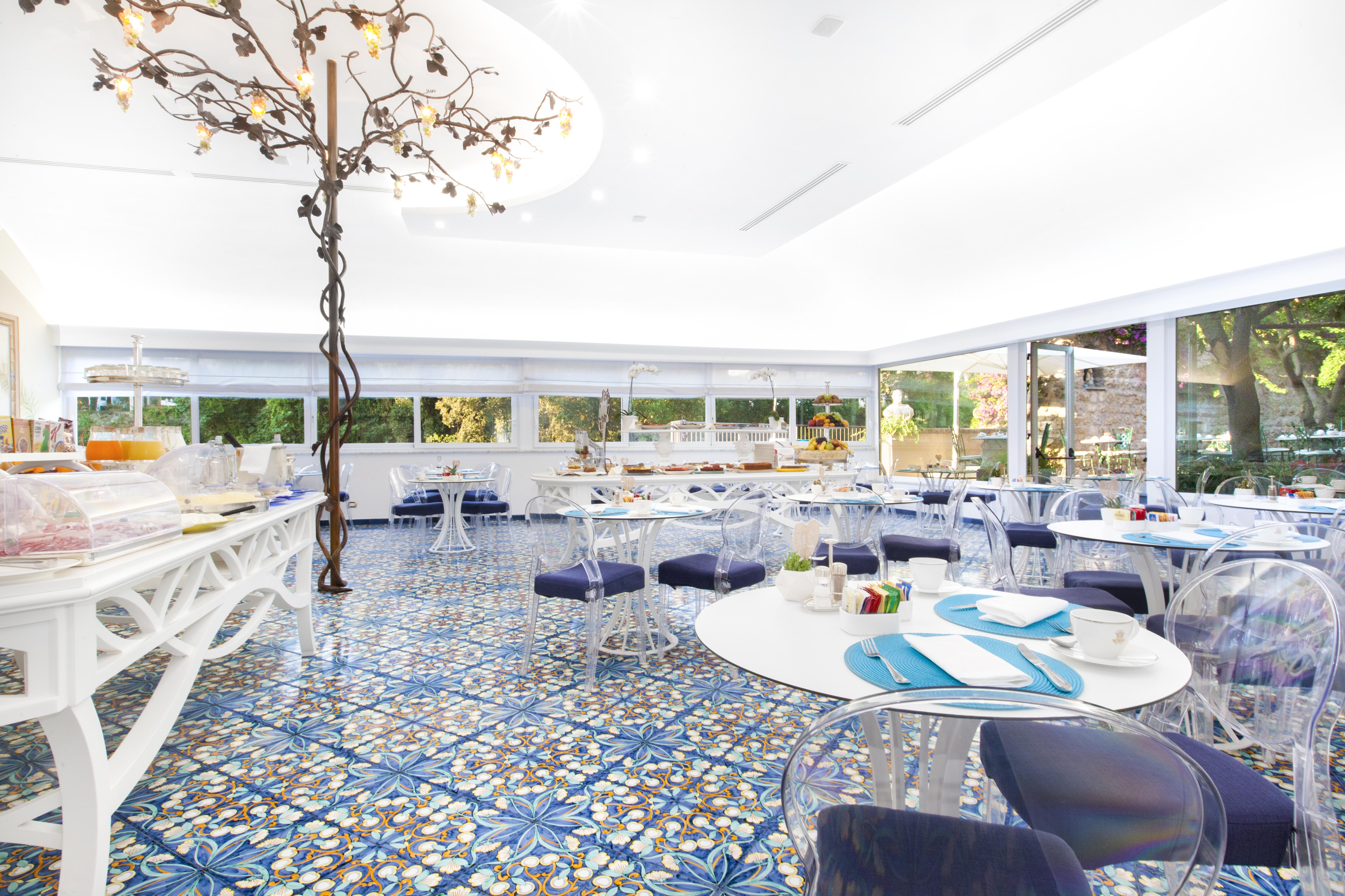Hotel Antiche Mura Sorrento Bagian luar foto