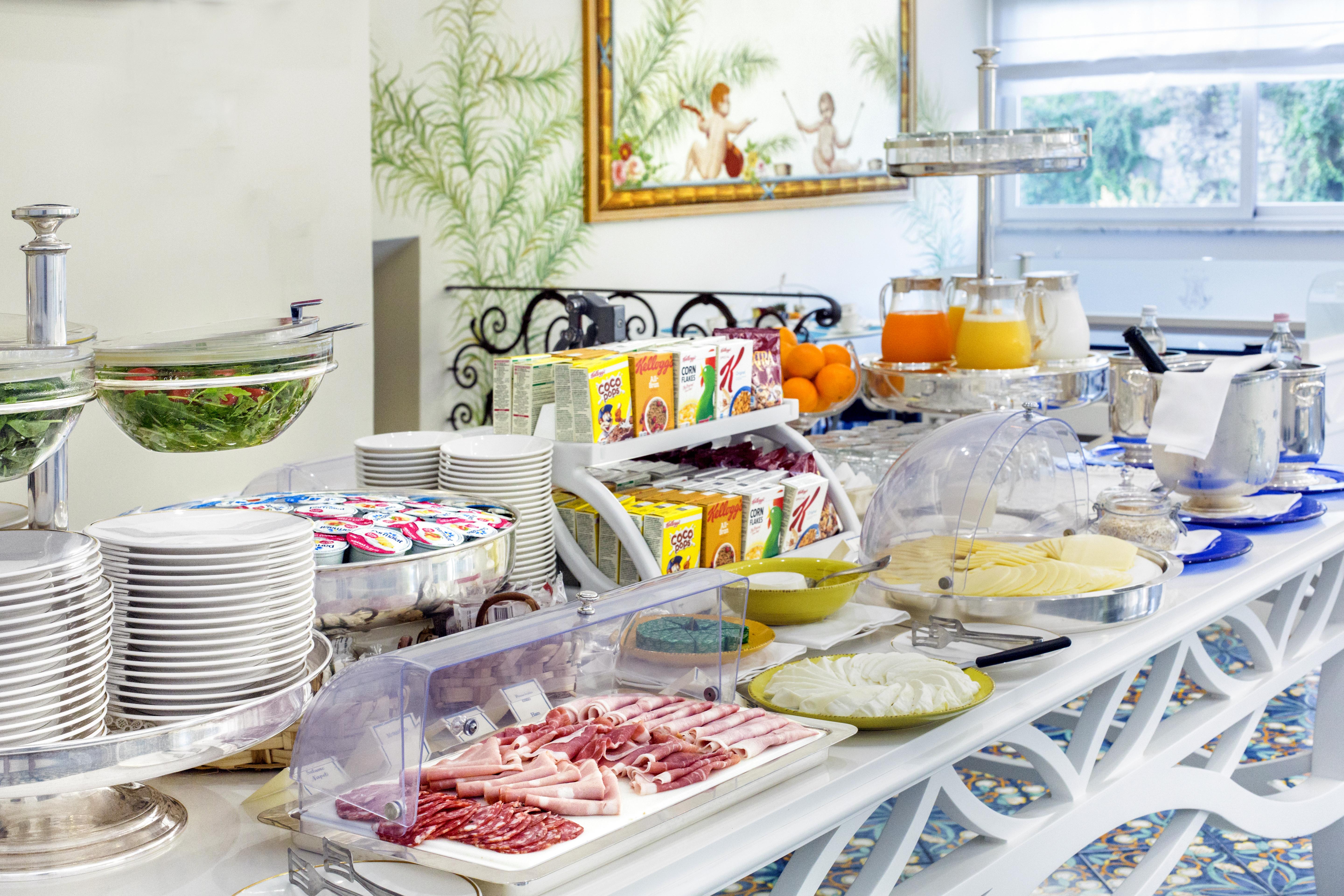Hotel Antiche Mura Sorrento Bagian luar foto