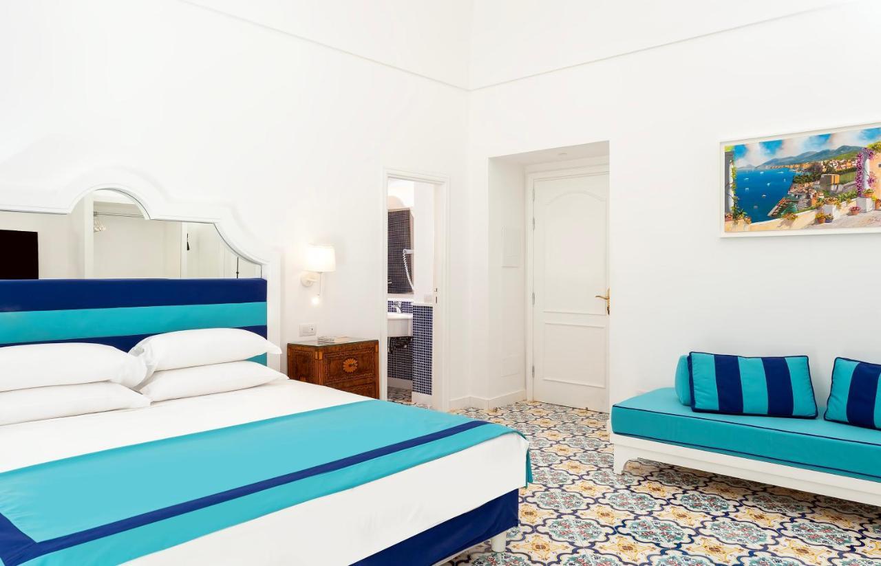 Hotel Antiche Mura Sorrento Bagian luar foto