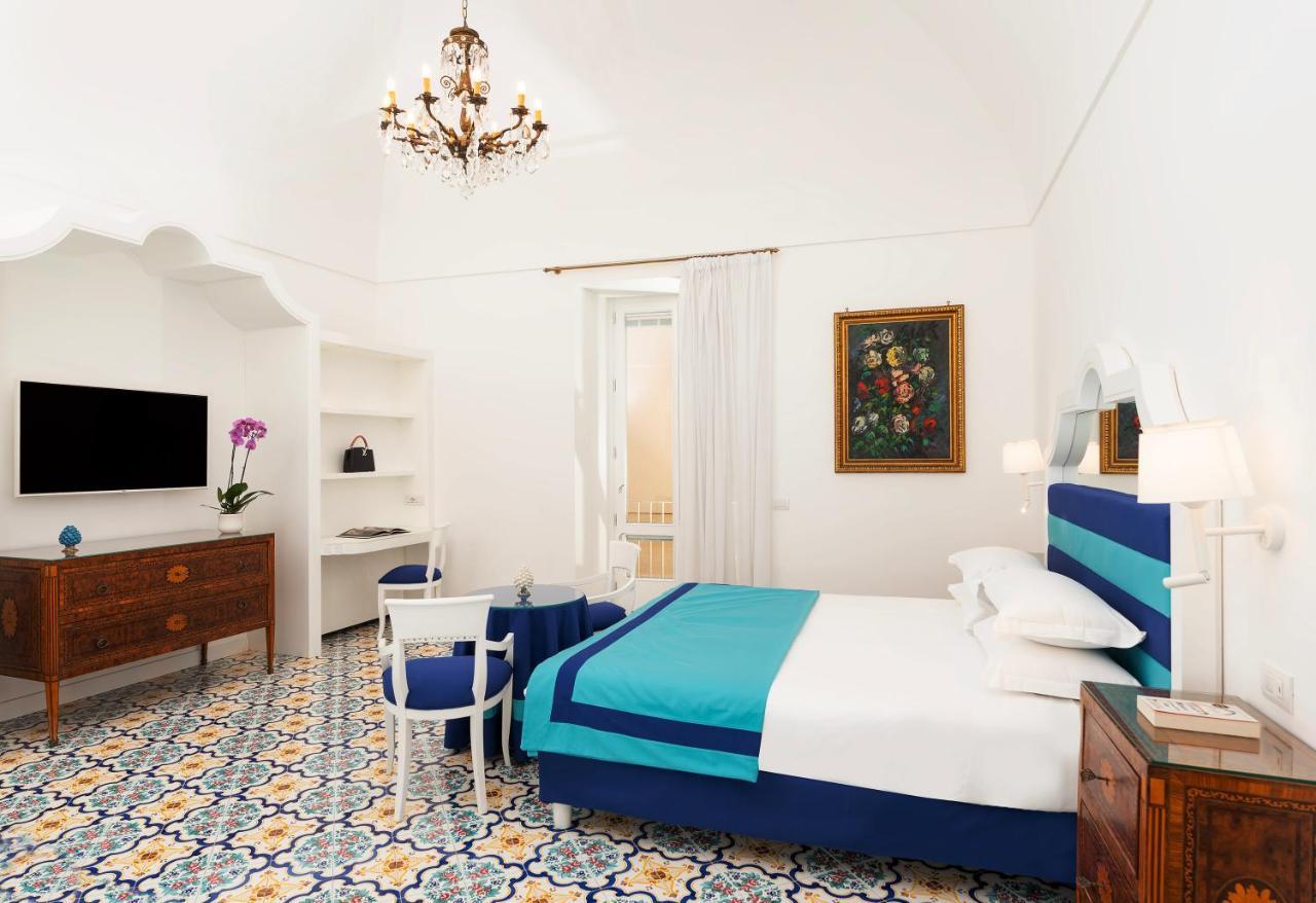 Hotel Antiche Mura Sorrento Bagian luar foto